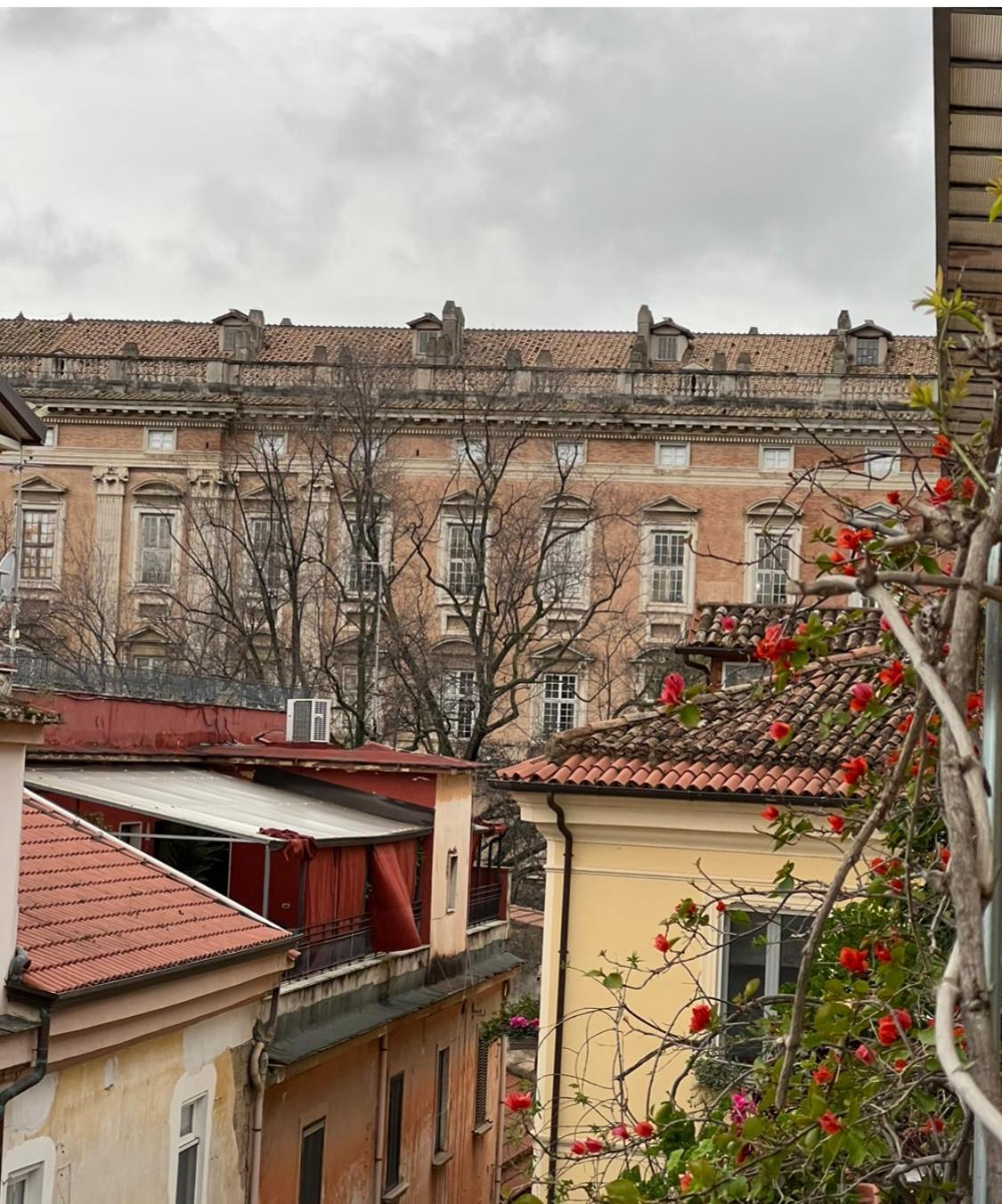 White Elegance Luxury B&B Caserta Luaran gambar